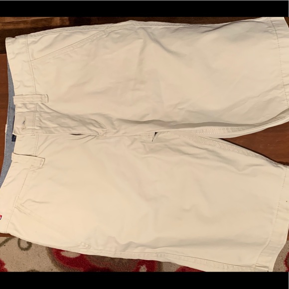 Tommy Hilfiger Size 18 Boy’s Shorts - Picture 2 of 2